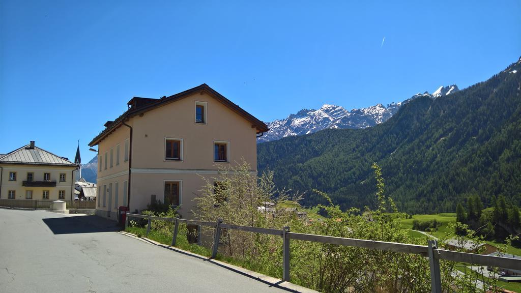 B&B Chasa Arfusch Ardez Exteriör bild