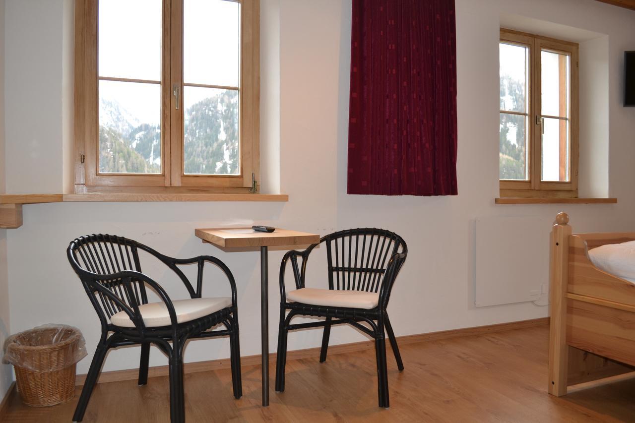 B&B Chasa Arfusch Ardez Exteriör bild