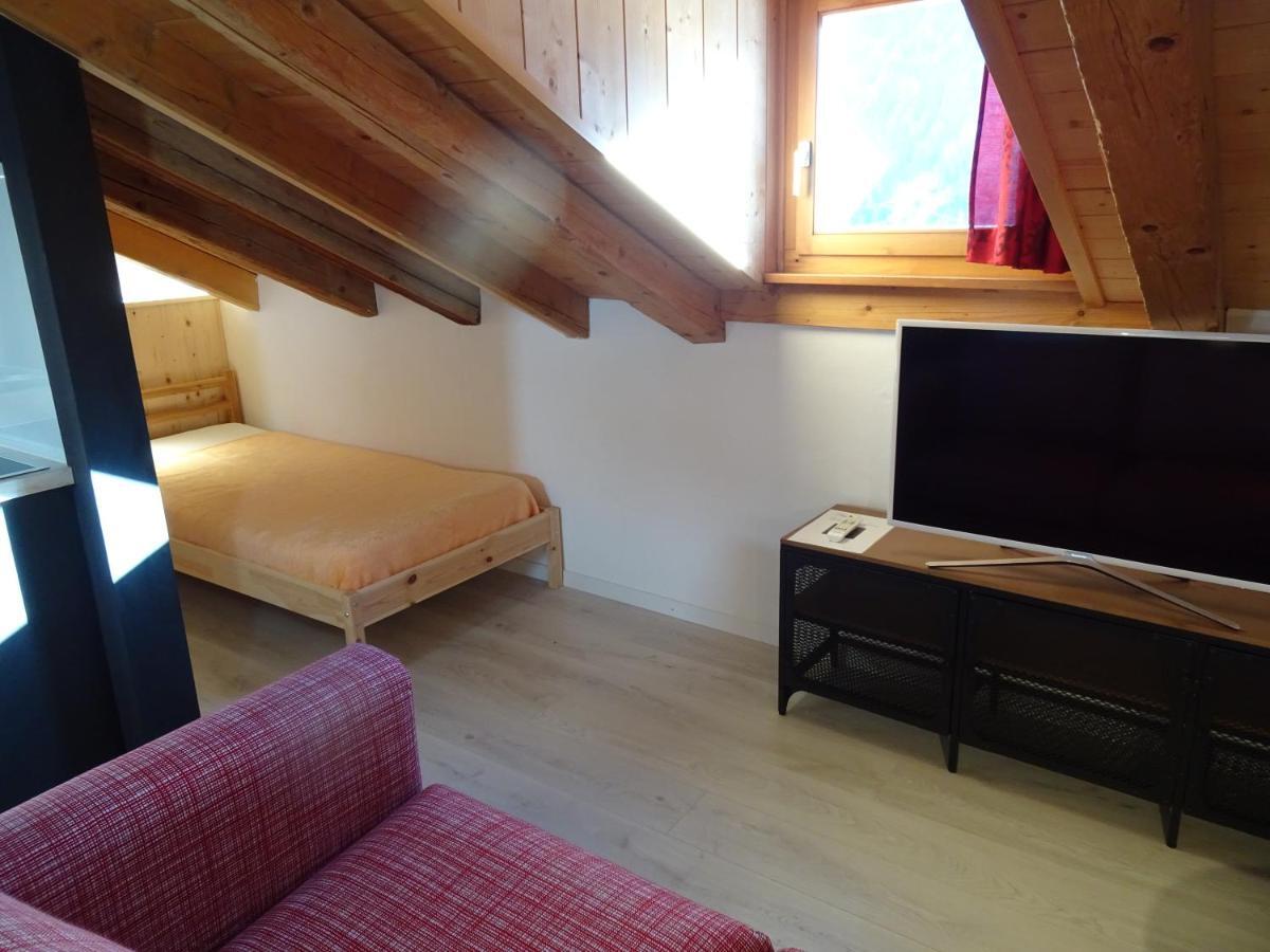 B&B Chasa Arfusch Ardez Exteriör bild